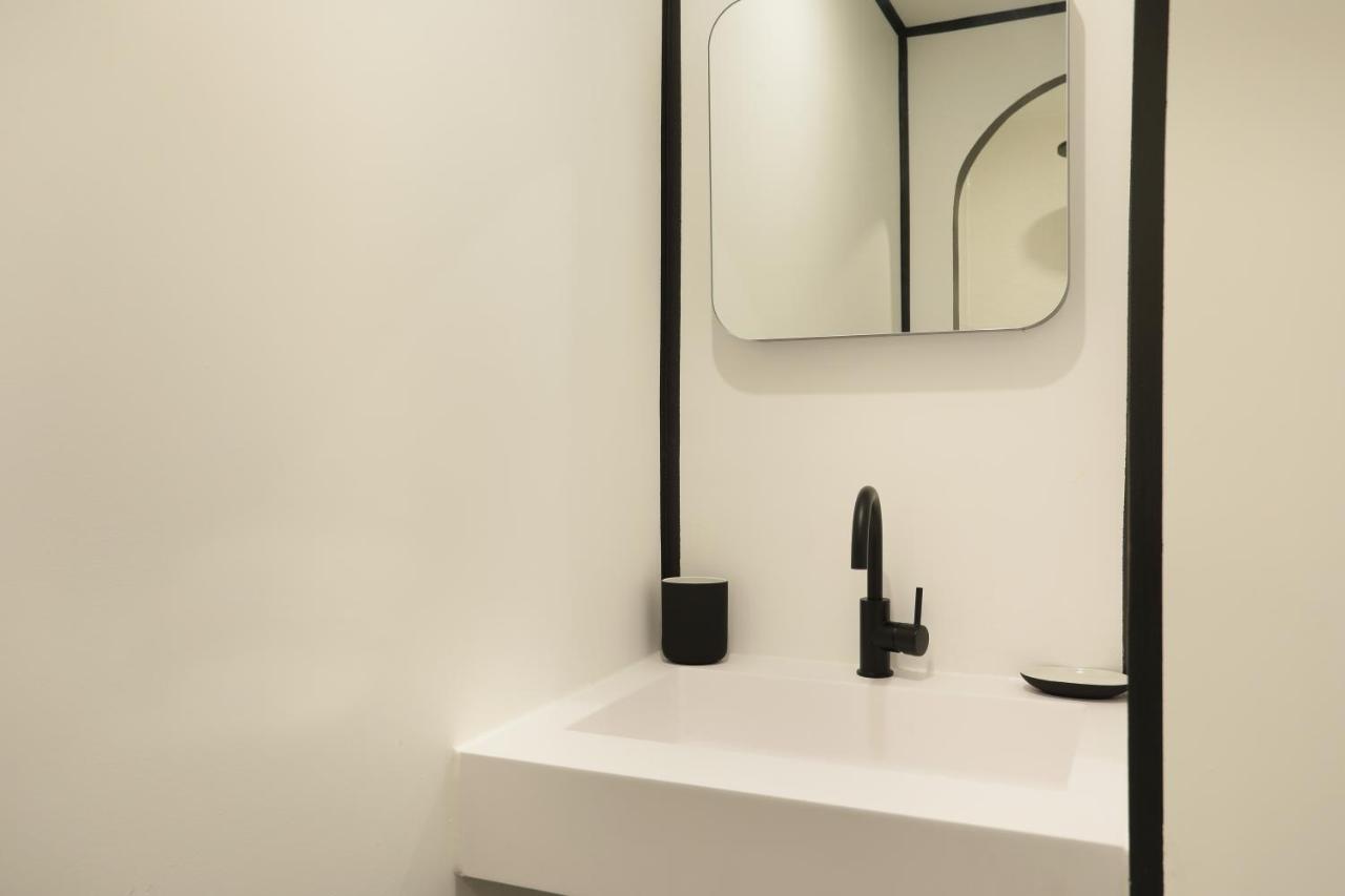 Apartment Saint Germain Des Pres By Studio Prestige Paris Luaran gambar